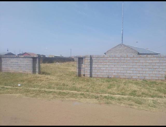 LAND FOR SALE IN VOSLOORUS EXT